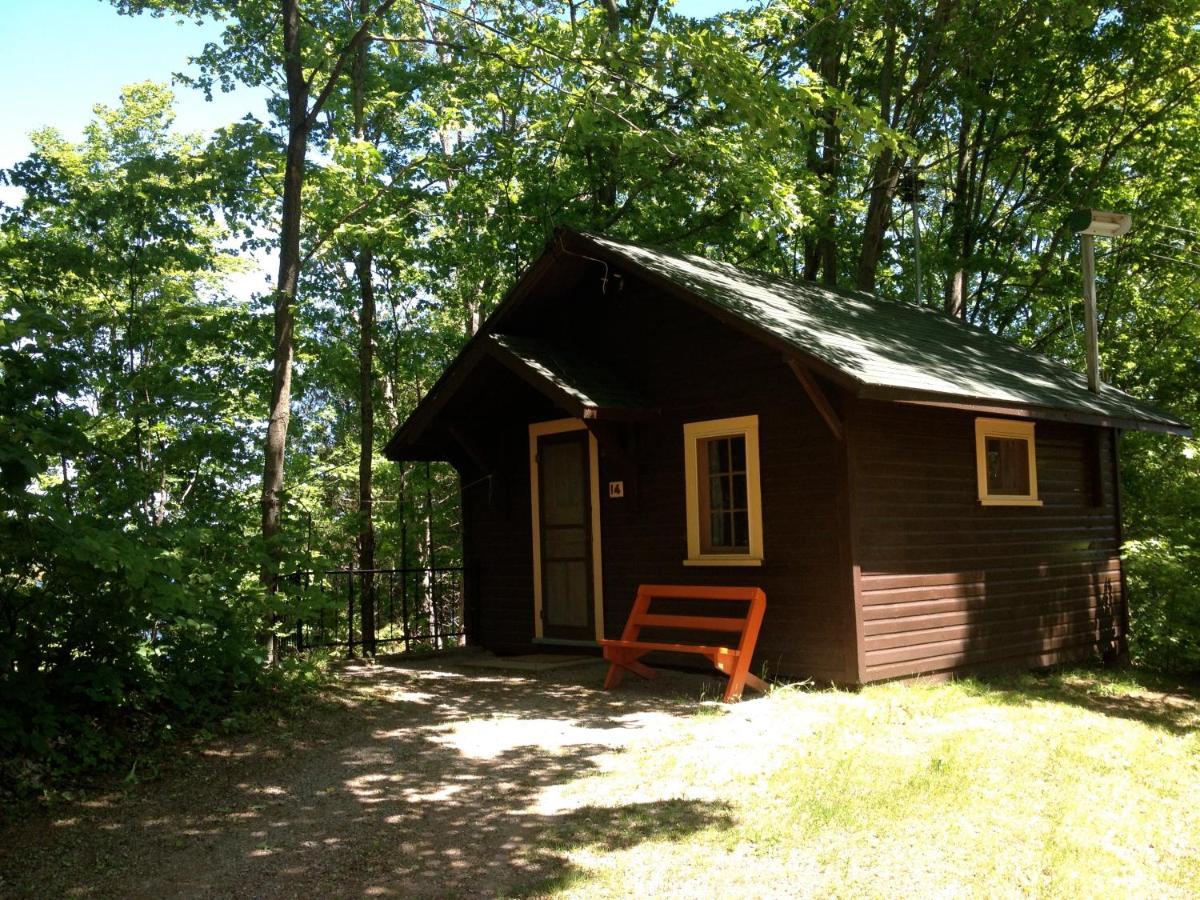 Miners' Bay Lodge Minden Exterior foto