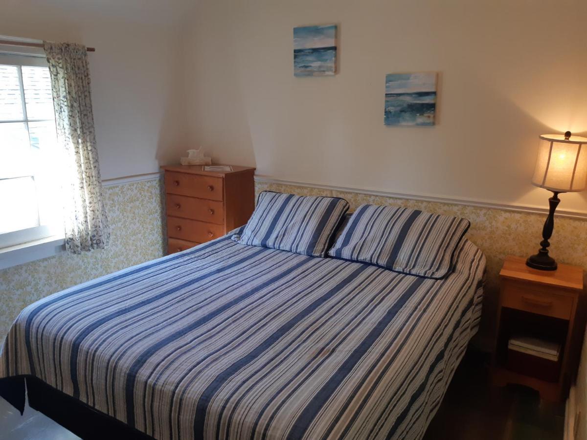 Miners' Bay Lodge Minden Habitación foto